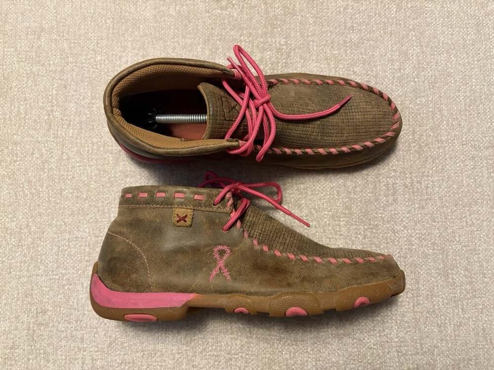 Twisted X Women’s 9.5M Leather Moccasins Brown/Pink Lace Up Shoe WDM0051